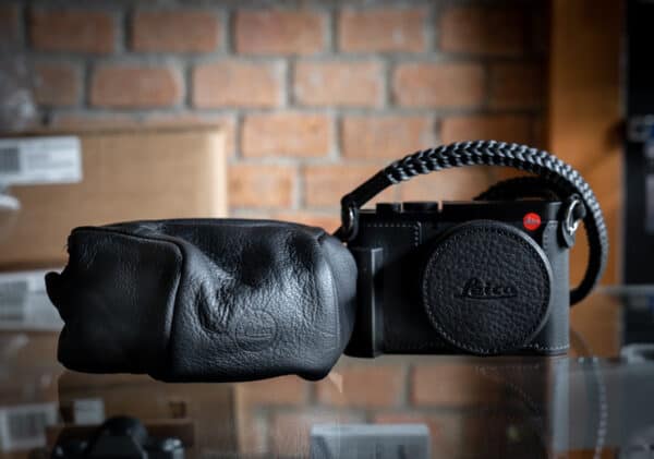 Leica Leather Pouch Original ซองหนังแท้ Leica