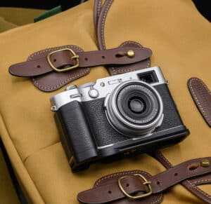 Grip Fuji X100V X100F จาก JJC รุ่น HG-X100V