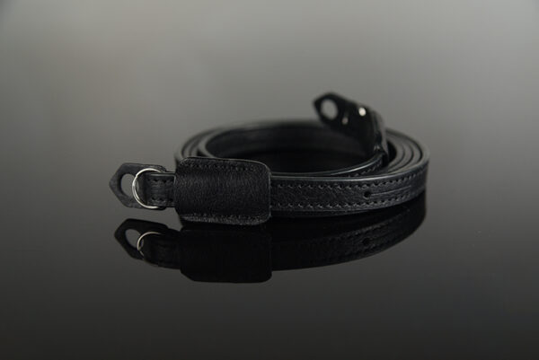 สายคล้องกล้องหนัง Manten Black Adjustable