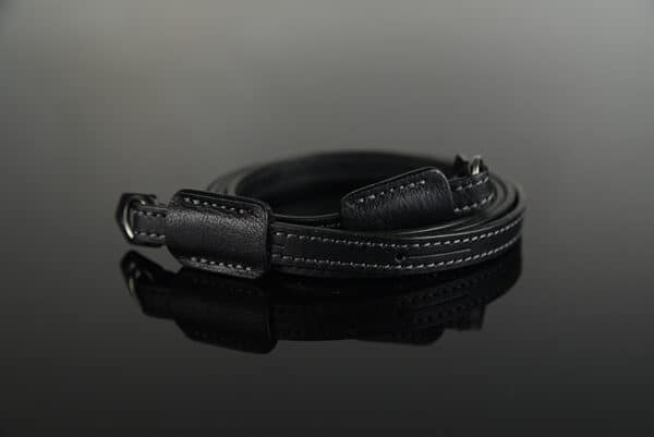 สายคล้องกล้องหนัง Manten Black Gray Adjustable