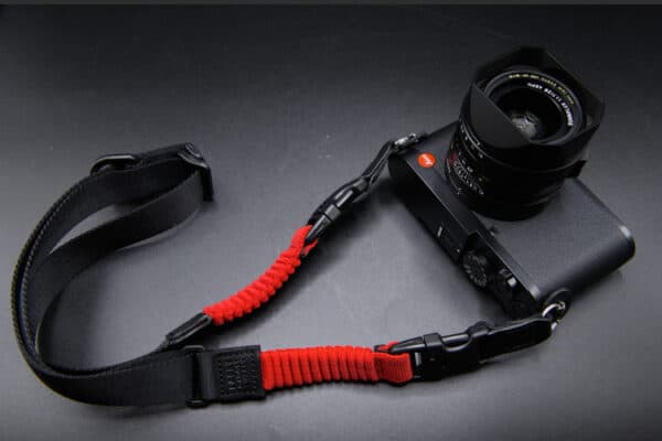 สายคล้องคอกล้อง Cam-in สีแดง ขนาดเล็ก