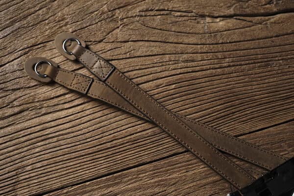 สายคล้องกล้องหนัง Mr.Stone Vintage Brown