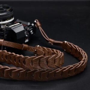 สายคล้องกล้อง Nishikawa S921 Walnut for Leica SL2 SL