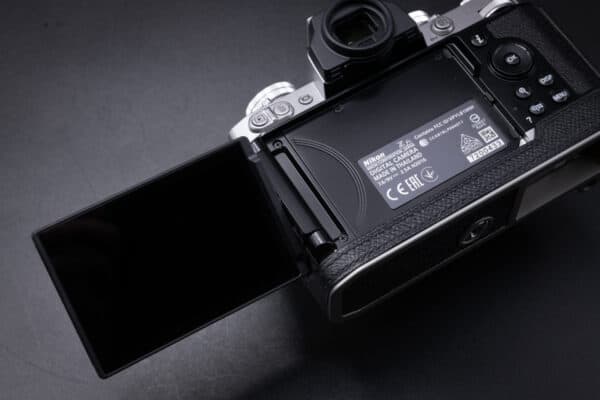 เคส Nikon Zfc Kontice Black Epsom มีกริป สีดำ
