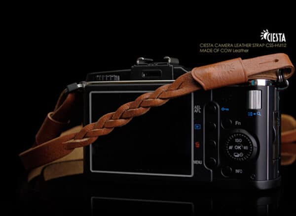 สายคล้องกล้อง Ciesta HM12 Brown
