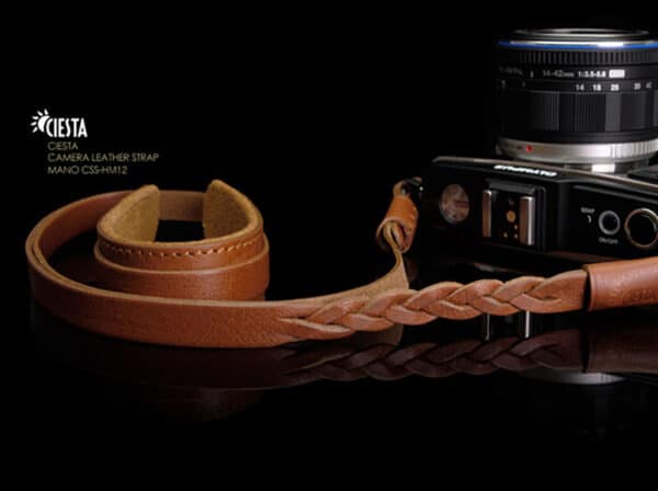 สายคล้องกล้อง Ciesta HM12 Brown