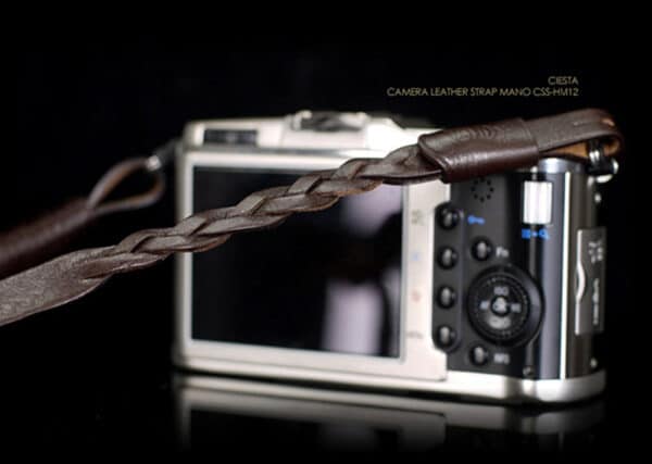 สายคล้องกล้อง Ciesta HM12 Dark Brown