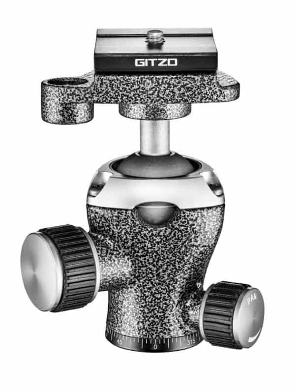 Gitzo GT1545T พร้อมหัวบอล Series 1 Traveler Carbon Fiber Tripod GK1545T-82TQD