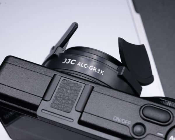 Auto Lens Cap Ricoh GRIIIX JJC ALC-GR3X ฝาปิดหน้าเลนส์อัตโนมัติ Ricoh GR3X