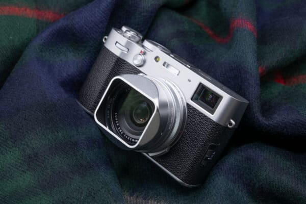 SquareHood MKIII Fuji X100V สีเงิน ฮูดเหลี่ยม พร้อม Adapter Ring