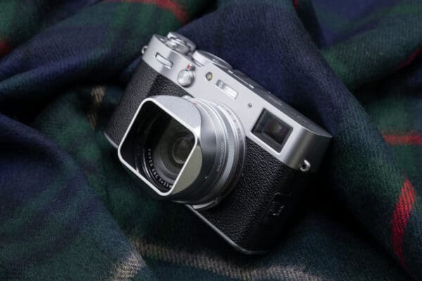 SquareHood MKIII Fuji X100V สีเงิน ฮูดเหลี่ยม พร้อม Adapter Ring