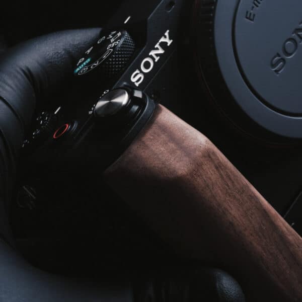 กริป Sony A7C Walnut Hand Grip จาก King