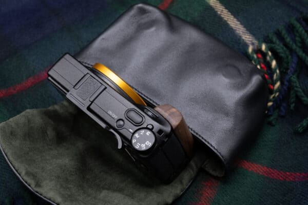 ซองหนัง Fuji X100V Ricoh GRIIIX GRIII Leica Minilux Pouch หนังแท้ MeKee