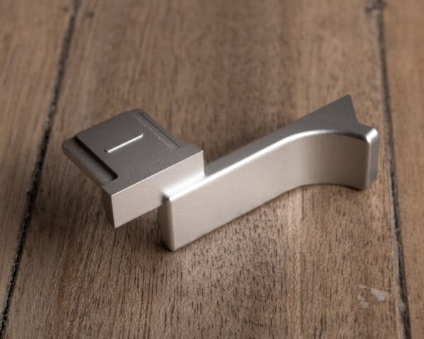 Thumb Rest Leica M11 M10 Silver ที่พักนิ้ว Hand Grip จาก Super Star