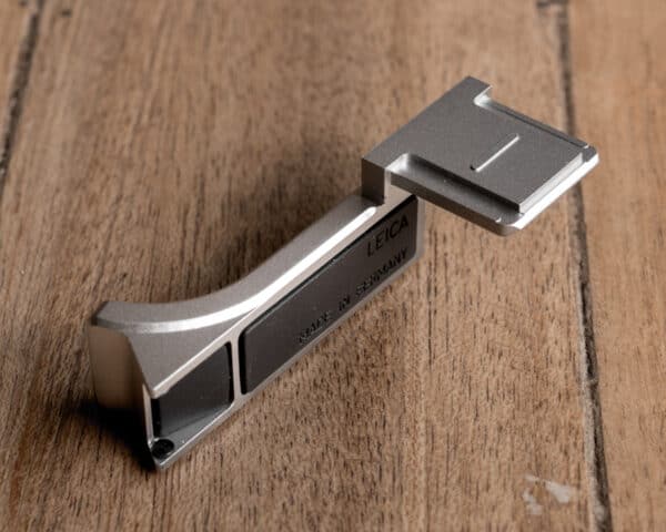 Thumb Rest Leica M11 M10 Silver ที่พักนิ้ว Hand Grip จาก Super Star
