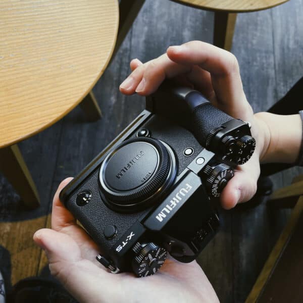 กริปไม้ FUJI XT5 Ebony Hand Grip จาก King