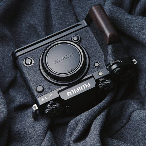 กริปไม้ FUJI XT5 Ebony Hand Grip จาก King
