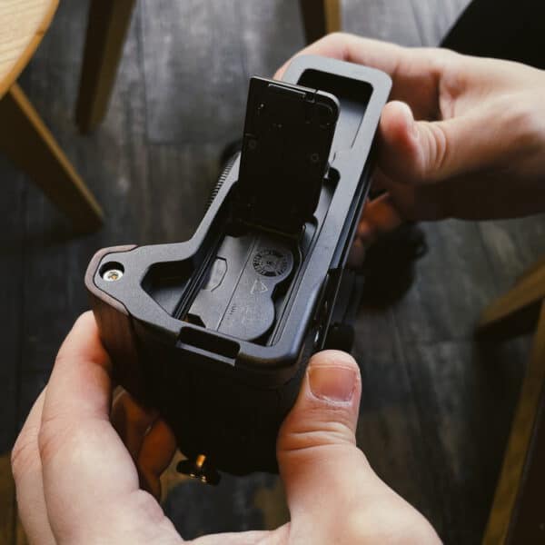 กริปไม้ FUJI XT5 Ebony Hand Grip จาก King