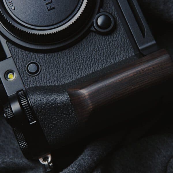 กริปไม้ FUJI XT5 Ebony Hand Grip จาก King
