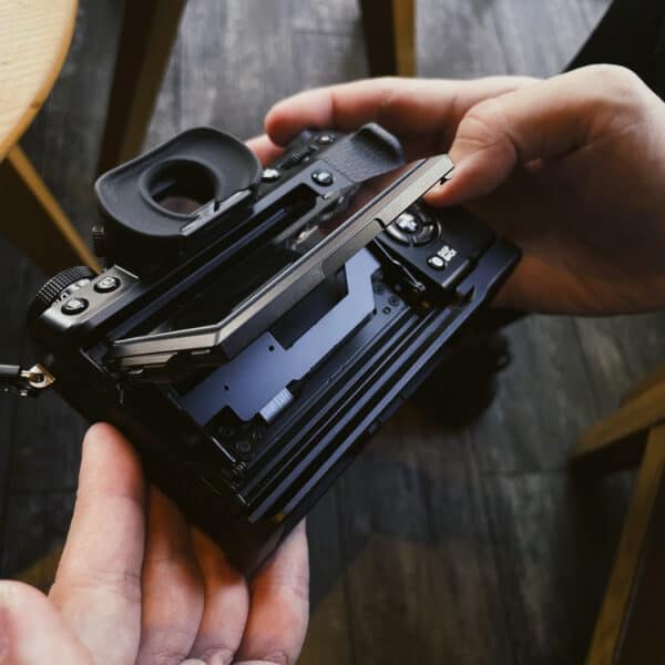 กริปไม้ FUJI XT5 Walnut Hand Grip จาก King