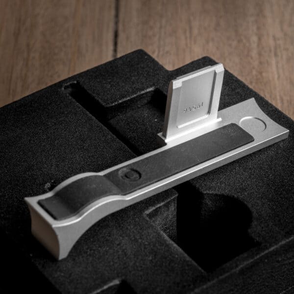 Thumb Rest Leica Q2 Silver ที่พักนิ้วสีเงิน จาก Super Star