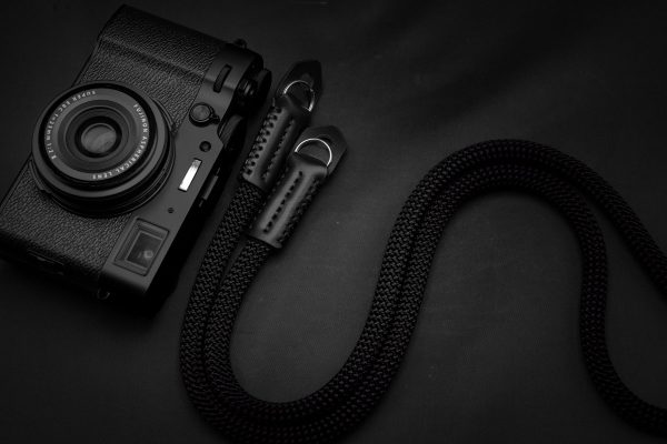 สายคล้องกล้องเชือก MostTap สีดำ ปลายห่วง Premium Rope Strap