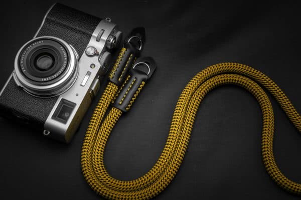 สายคล้องกล้องเชือก MostTap สีแดง ปลายห่วง Premium Rope Strap
