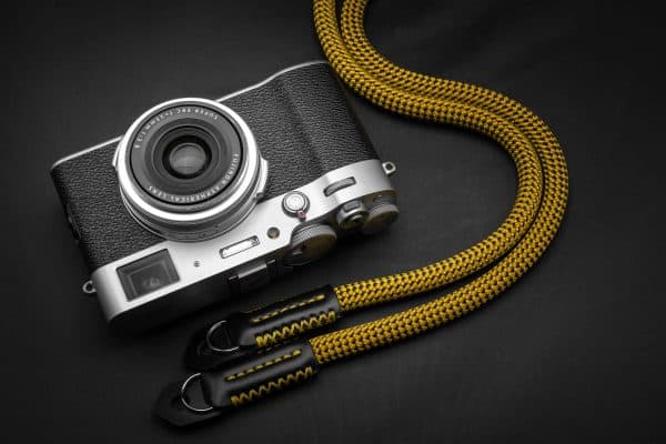 สายคล้องกล้องเชือก MostTap สีแดง ปลายห่วง Premium Rope Strap