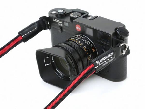 สายคล้องกล้อง Artisan & Artist ACAM310N Black/Red สีดำแดง