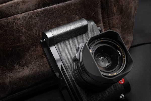 กริป Leica Q3 Hand Grip จาก JJC HG-Q3