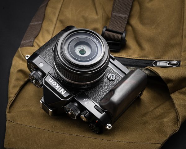 กริปไม้ Nikon Zf Wood Grip Ebony จาก MostTap