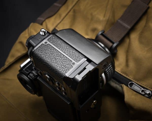 กริปไม้ Nikon Zf Wood Grip Ebony จาก MostTap