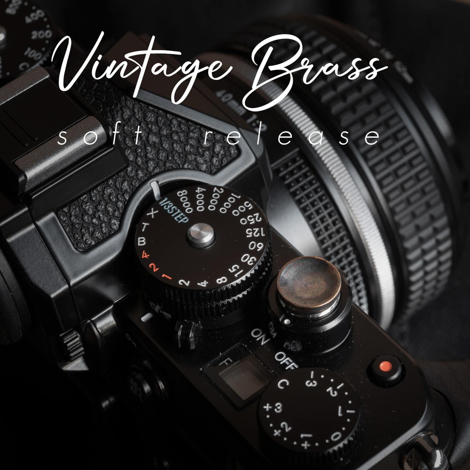 ปุ่มกล้องทองเหลืองรมดำ Vintage Brass Soft Release Button