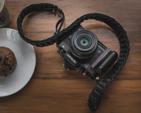 สายคล้องกล้อง Nishikawa S921 Black for Leica SL2 SL