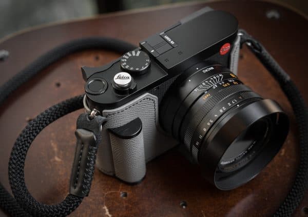 Case Leica Q3 Gray Kontice เคสหนังแท้ สีเทา มีกริป สำหรับ Leica Q3
