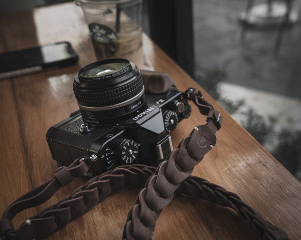สายคล้องกล้อง Nishikawa S921 Vintage for Leica SL2 SL