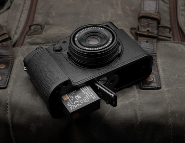 เคส Fuji X100VI Milicase สีดำ ฐานดำ Leather Case