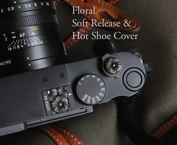 ปุ่มชัตเตอร์ Soft Release Hot Shoe Cover ลายดอกไม้ ทองเหลือง