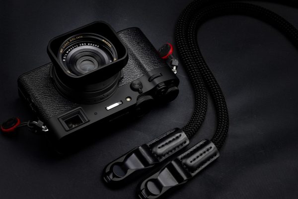สายคล้องกล้องเชือก สีดำ Black พร้อมหัวต่อ Peak Design จาก MostTap