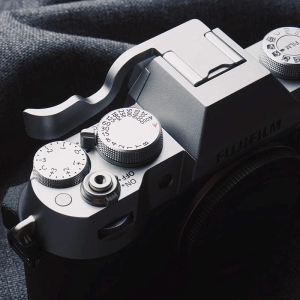 ที่พักนิ้ว Fuji XT50 สีเงิน Thumb Rest Silver