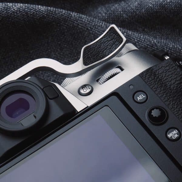 ที่พักนิ้ว Fuji XT50 สีเงิน Thumb Rest Silver