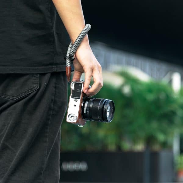 เคส Fuji XM5 สีน้ำตาล SmallRig 4880