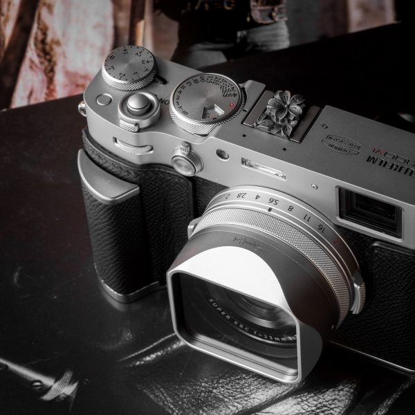 Squarehood X100 Glass Clear เลนส์ฮูด Fuji X100 series Silver สีเงิน