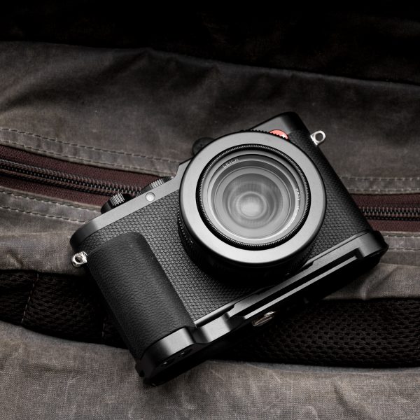 กริป Leica D-LUX 8 Hand Grip จาก JJC HG-DLUX8
