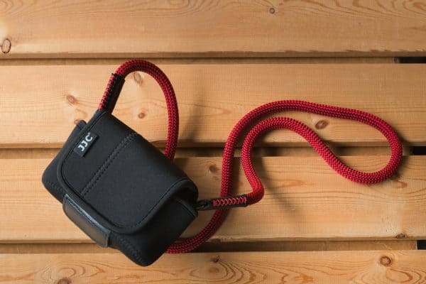 Pouch กล้อง Leica D-LUX 8 จาก JJC OC-F1