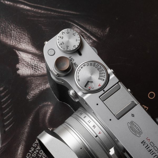 ปุ่มชัตเตอร์ทองเหลืองรมดำ Antique Brass Soft Release Button