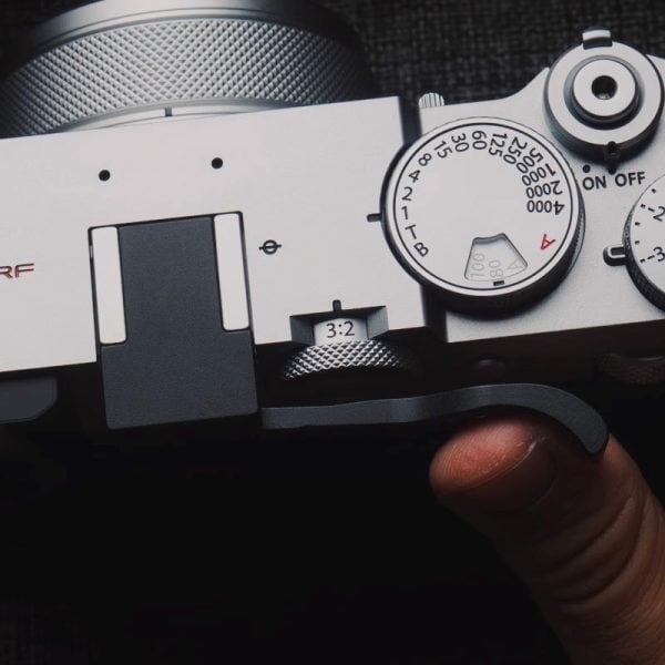 ที่พักนิ้ว Fuji GFX100RF สีดำ Thumb Rest จาก King