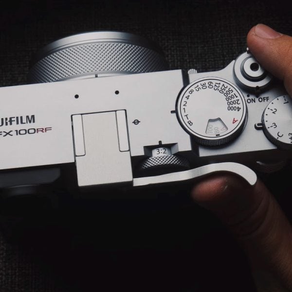 ที่พักนิ้ว Fuji GFX100RF สีเงิน Thumb Rest จาก King