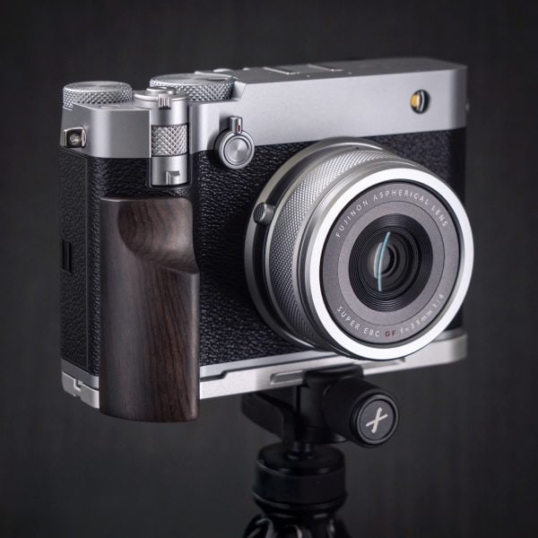 กริปไม้ Fuji GFX100RF ฐานเงิน Wood Grip Ebony