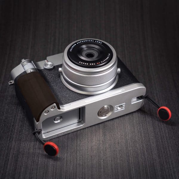 กริปไม้ Fuji GFX100RF ฐานเงิน Wood Grip Ebony